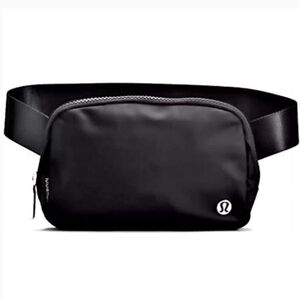 NWT lululemon athletica Everywhere Belt Bag